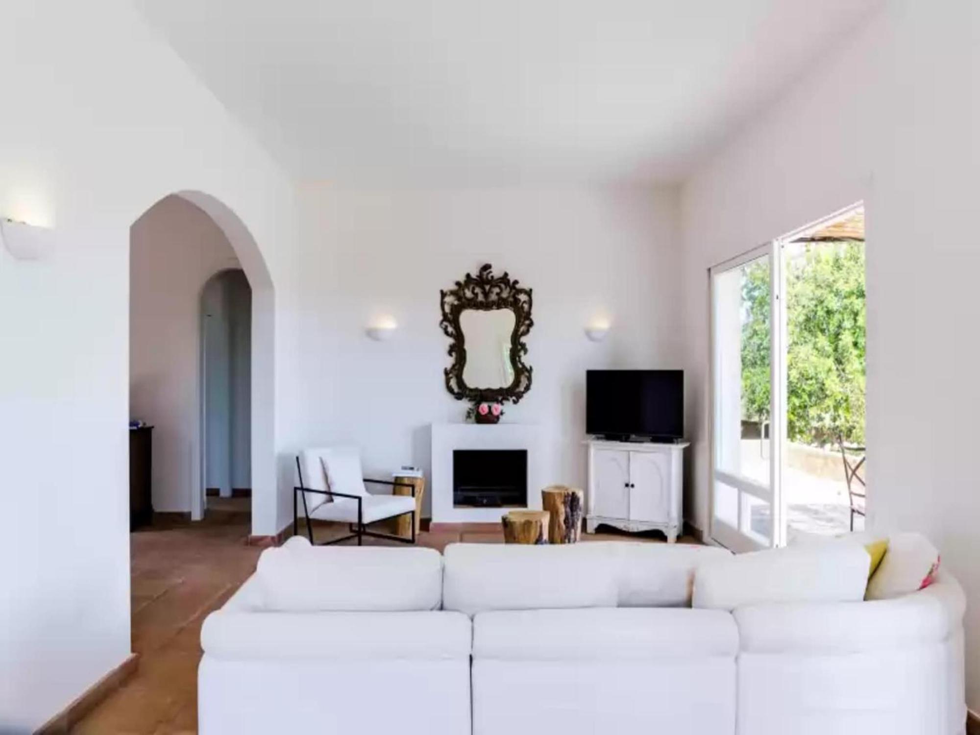 Villa Exquisite With Private Pool *