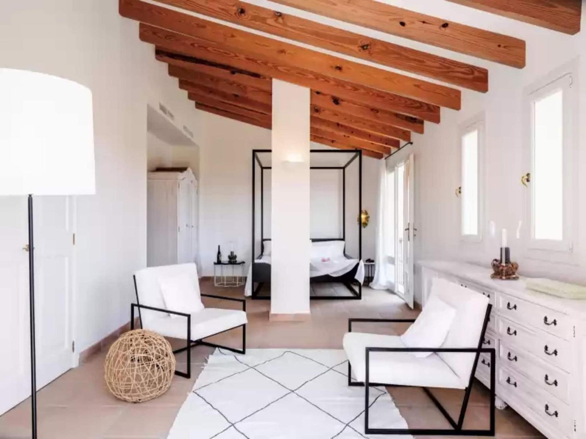 Exquisite With Private Pool Sant Llorenc Des Cardassar