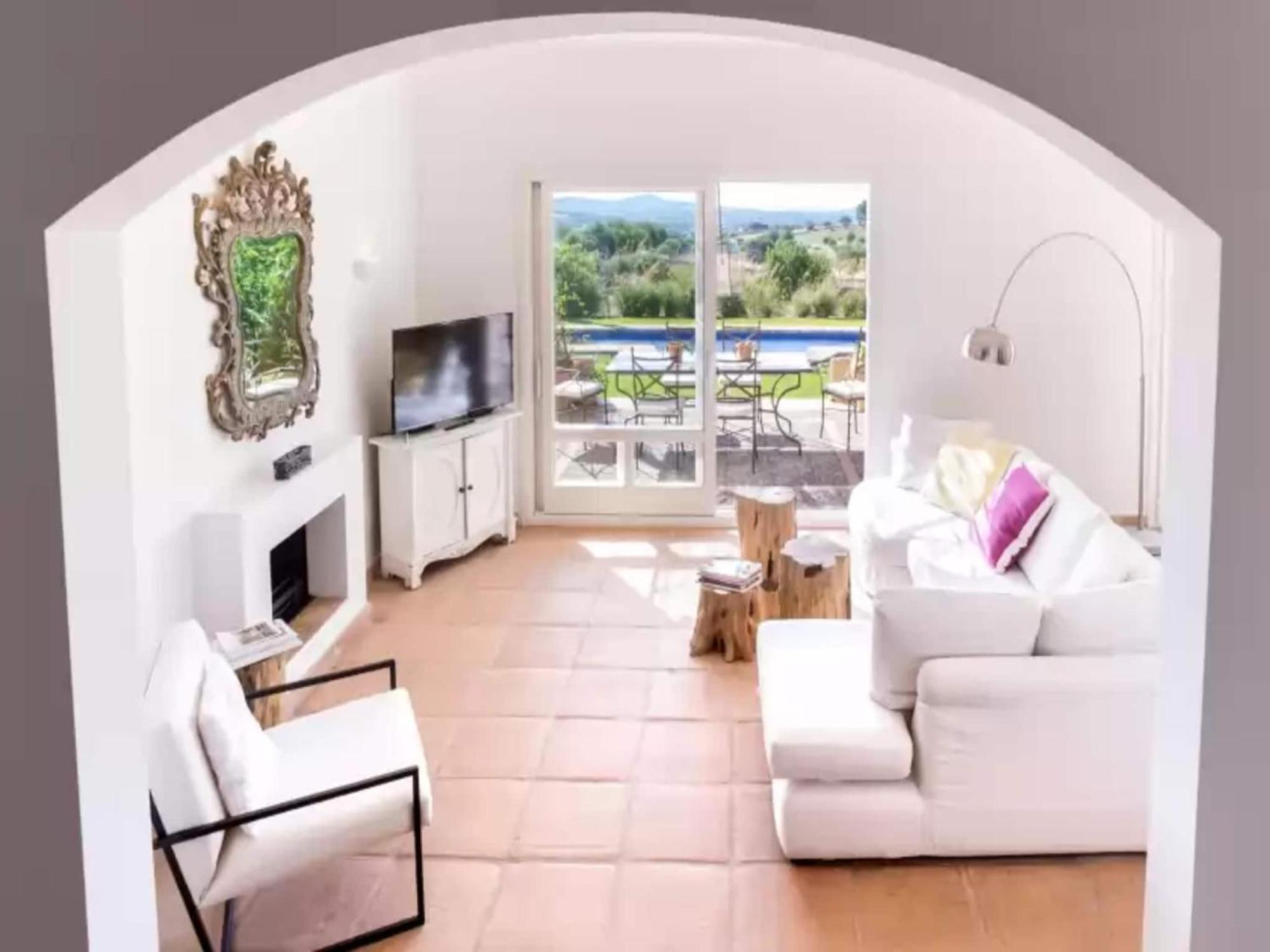Villa Exquisite With Private Pool